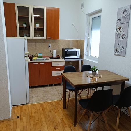 Finesi Apartments 3 Ohrid Esterno foto