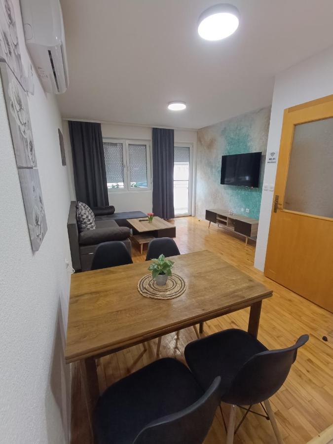 Finesi Apartments 3 Ohrid Esterno foto