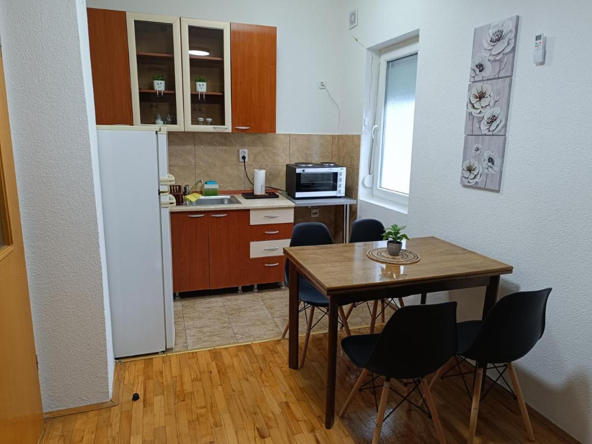 Finesi Apartments 3 Ohrid Esterno foto