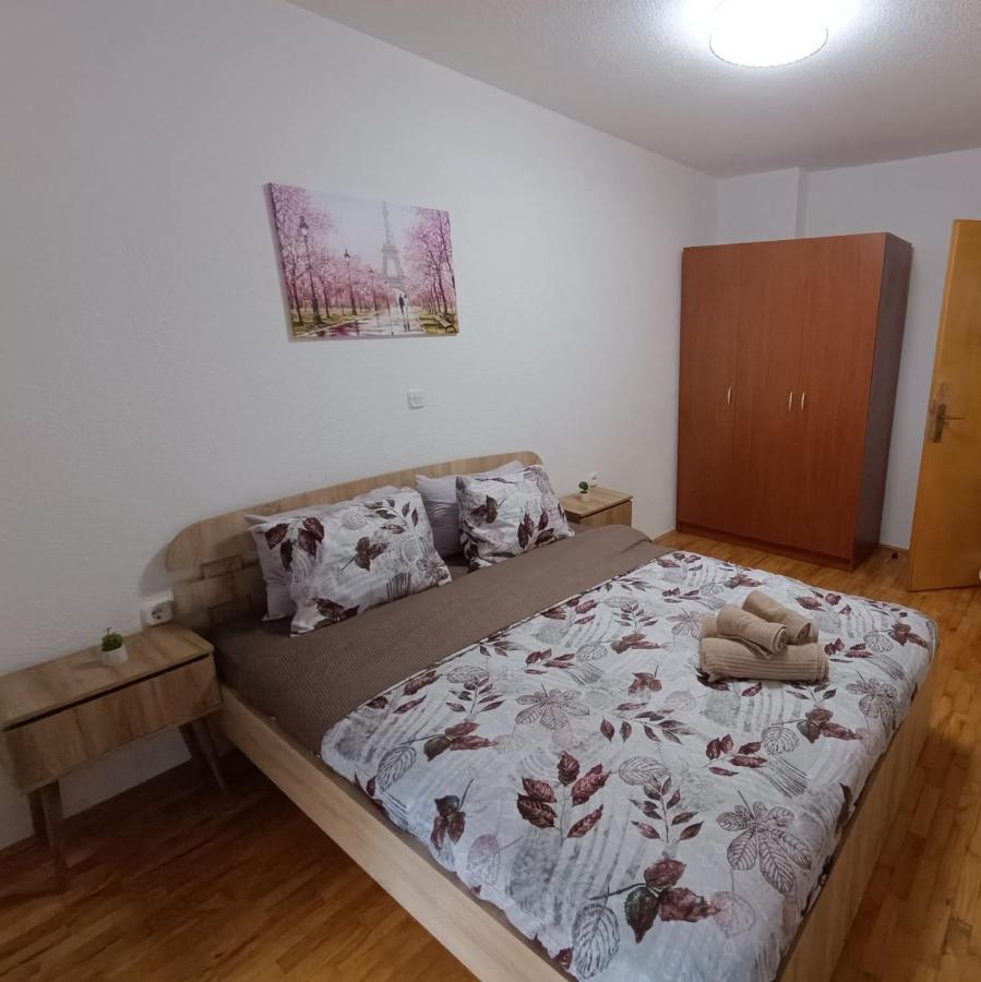 Finesi Apartments 3 Ohrid Esterno foto